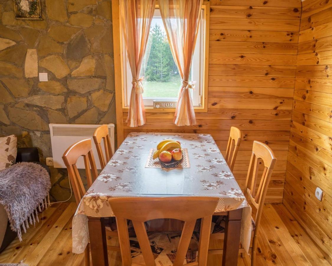 Village Borje Žabljak Buitenkant foto