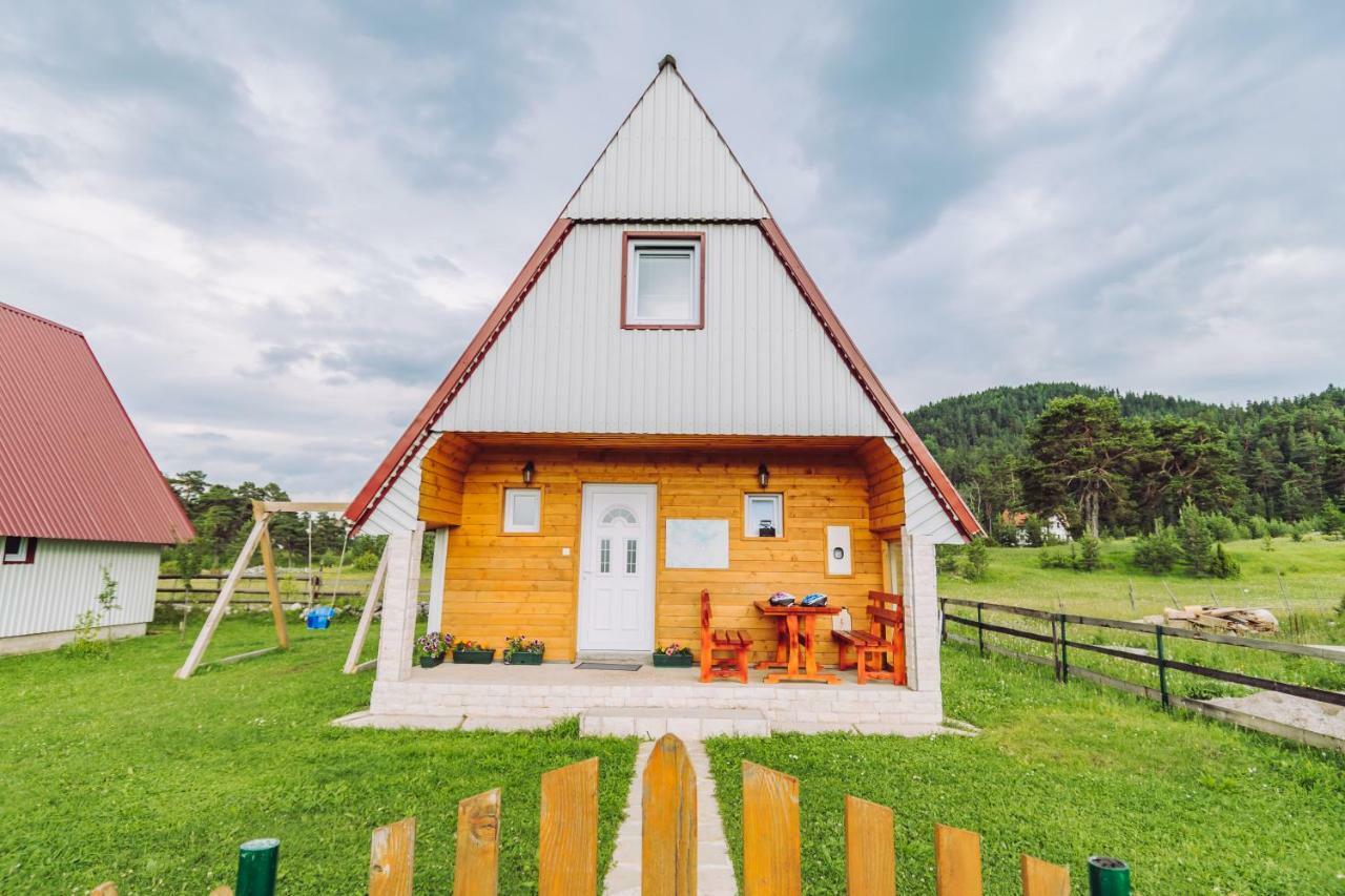 Village Borje Žabljak Buitenkant foto